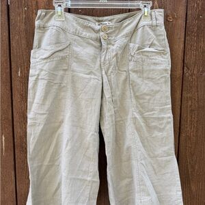 Forever capri/bermuda beige pants